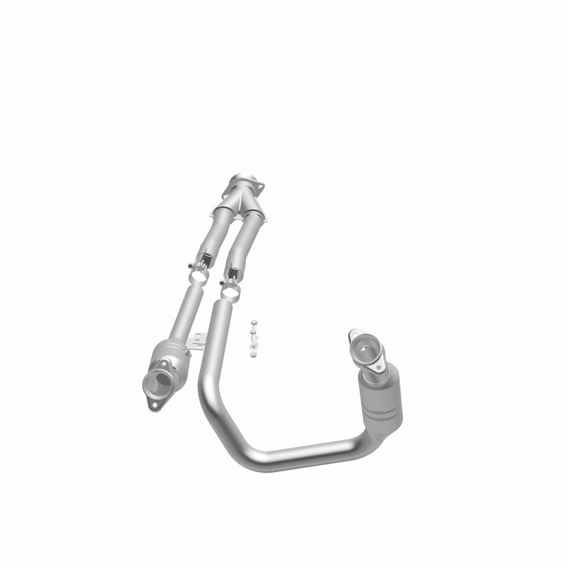Magnaflow Direct Fit Catalytic Converter for 15-17 Ford Transit-150 3.7L