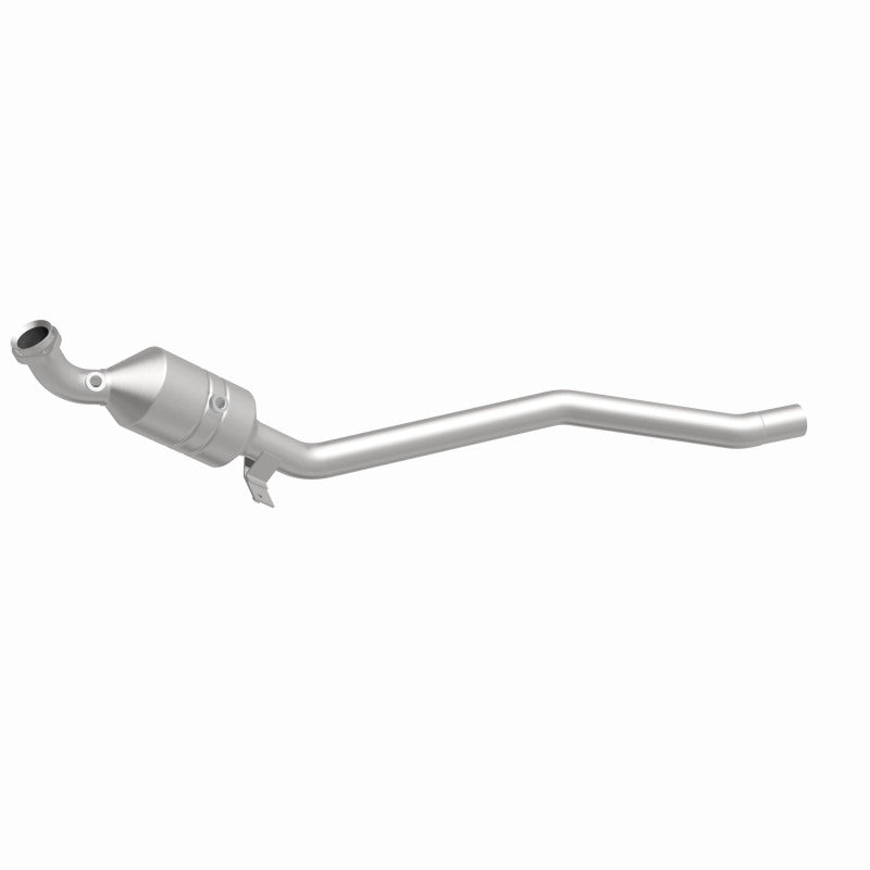 Magnaflow Direct-Fit Catalytic Converter 2006-2011 R350 3.5L Underbody - OneFastShop