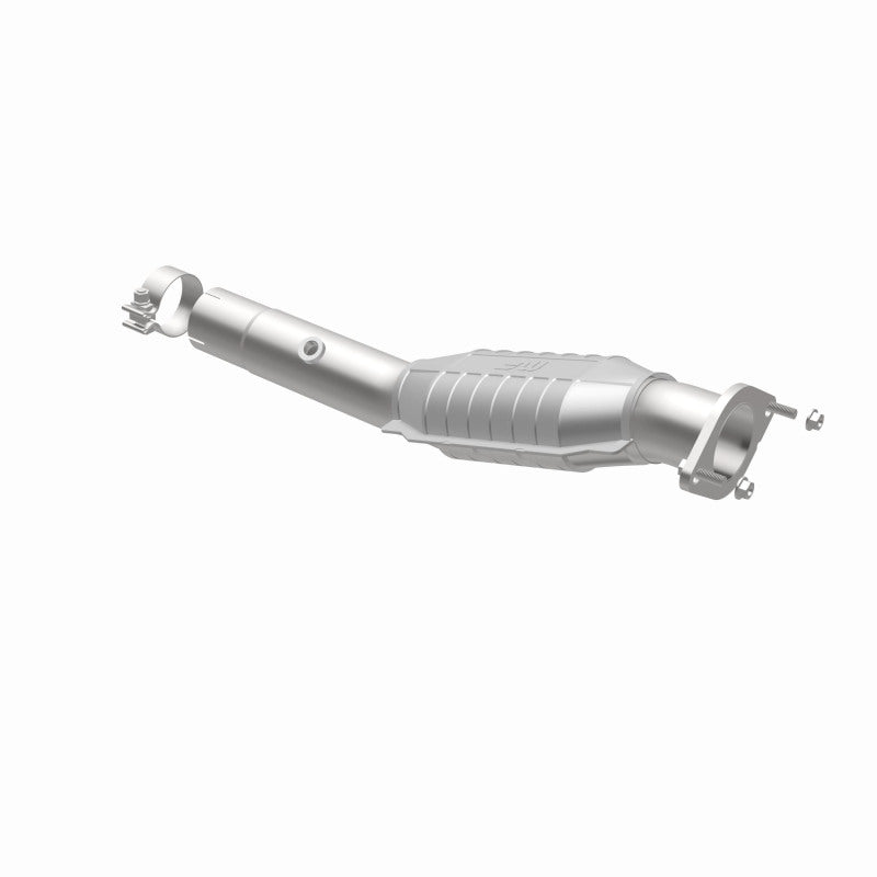 Magnaflow Catalytic Converter DF 6L Passenger Side for GM 2500 01-02 - OneFastShop
