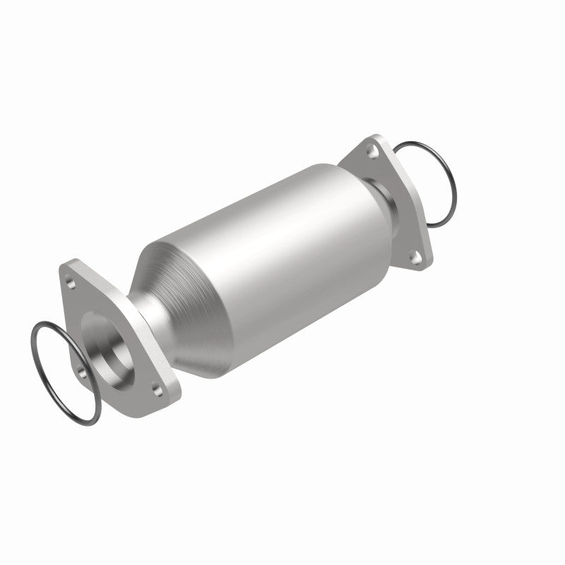 Magnaflow Direct Fit Catalytic Converter 05-10 Honda Odyssey 3.5L CARB Compliant for Easy Installation and Optimal Performance