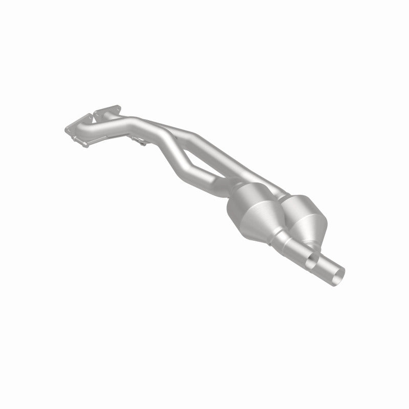 Magnaflow Catalytic Converter DF 07 Volkswagen Touareg 3.6L Rear