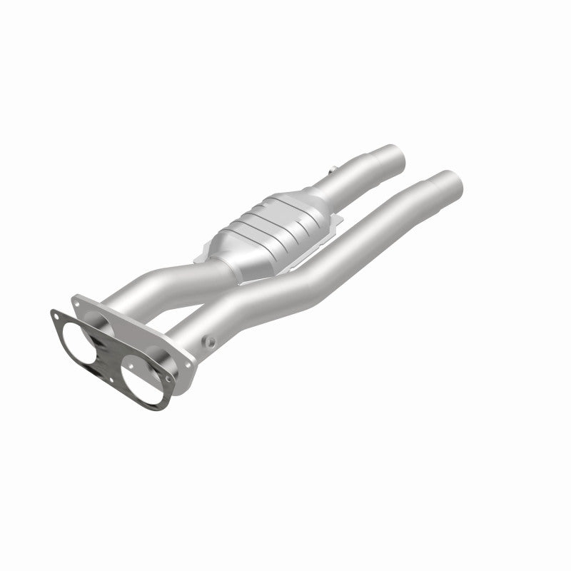 Magnaflow Direct Fit Catalytic Converter California Grade CARB Compliant Stainless Steel 96-99 Chevy C2500 Suburban 74L