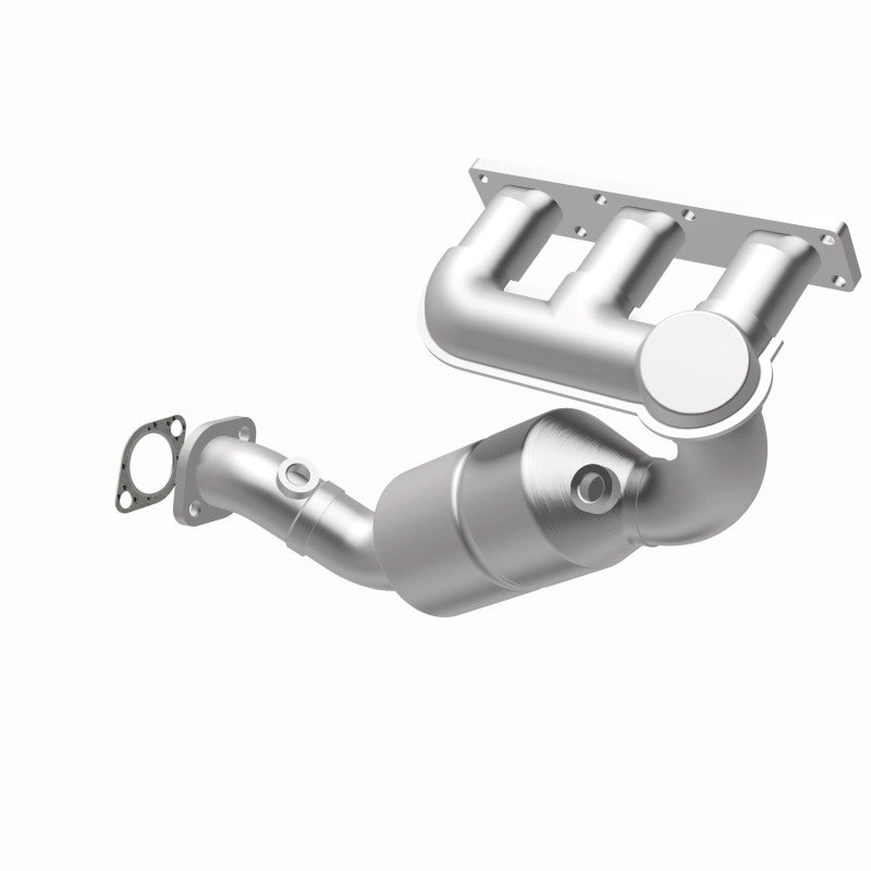 Magnaflow Direct-Fit Catalytic Converter BMW 528i 99-00 Rear - OneFastShop