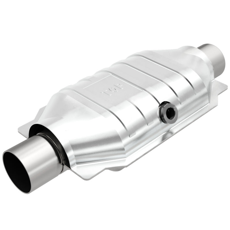 Magnaflow Universal 2.5 Midbed O2 CA OBDII Catalytic Converter for 2003-2006 Ford E-150 E-250 E-350 and More
