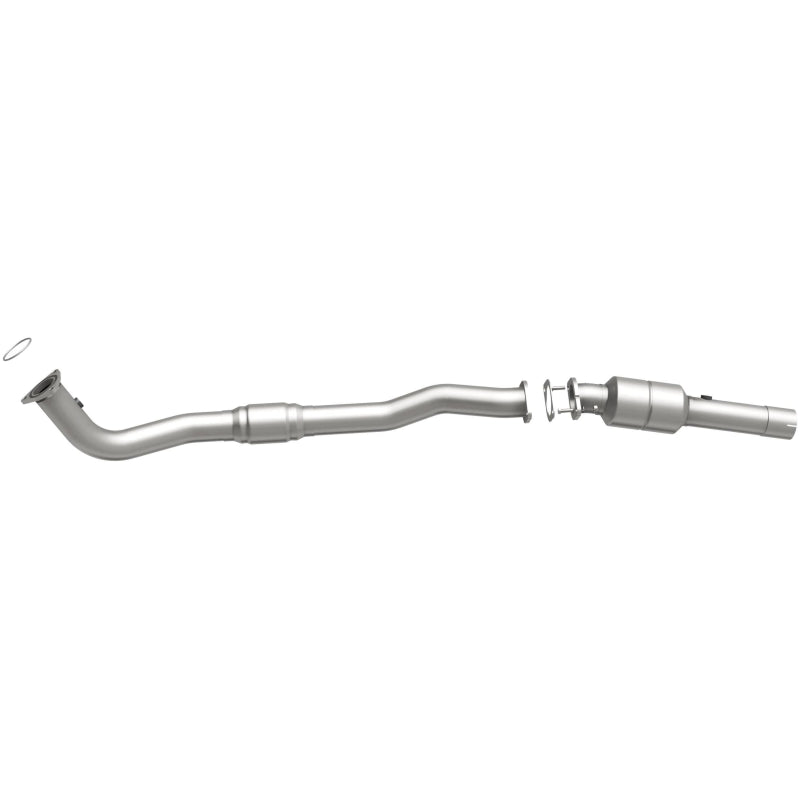 Magnaflow Catalytic Converter DF 01-02 2500HD 8.1L Passenger Side Compatible with 2002 Chevrolet Silverado 2500 HD and GMC Sierra 2500 HD - OneFastShop
