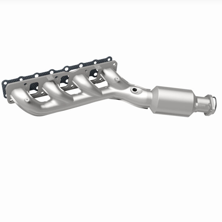 Magnaflow Direct Fit Catalytic Converter 05-06 Nissan Titan 5.6L - OneFastShop