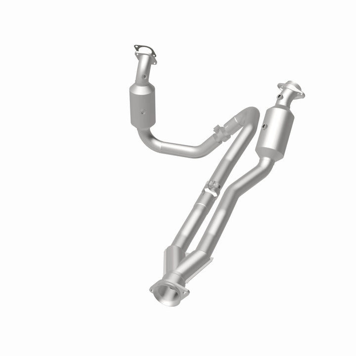Magnaflow Direct-Fit Catalytic Converter for 2015-2017 Transit-150 V6 3.5 OEM Underbody Replacement - OneFastShop