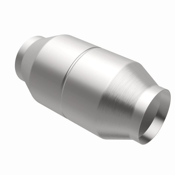 Magnaflow Universal 3.50 Inch C/C Diesel Catalytic Converter for 2001-2006 Chevy Silverado 2500/3500, 1994-2007 Dodge Ram, 1999-2007 Ford Super Duty