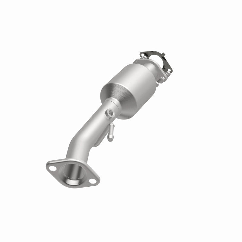 Magnaflow Direct Fit Catalytic Converter Underbody 2 for 2013-2015 Nissan NV200 Federal EPA Compliant Stainless Steel