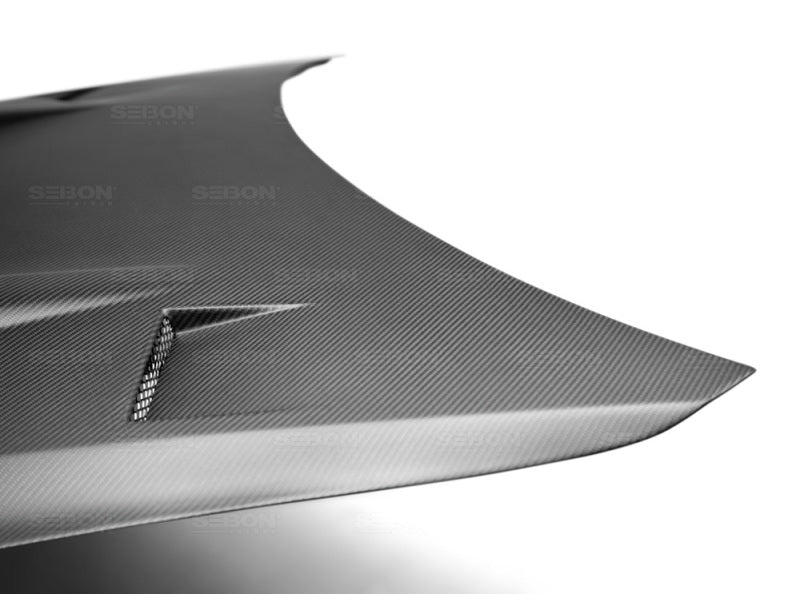 Seibon GTII Dry Carbon Hood for Nissan GTR R35 (09-15)