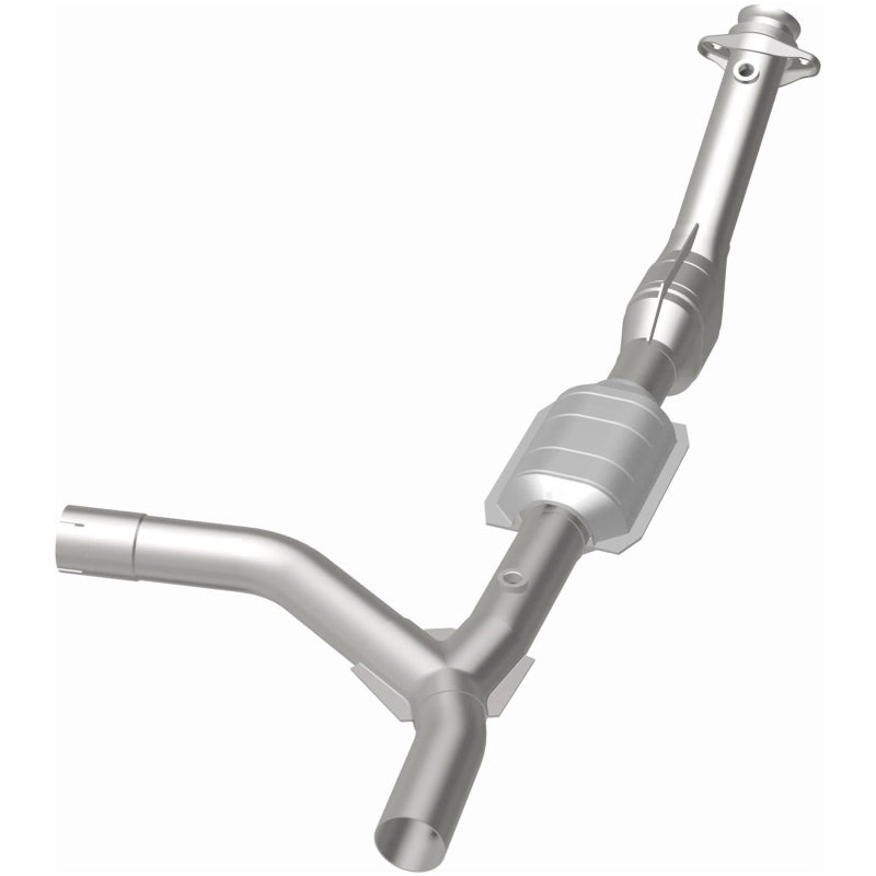 MagnaFlow Conv DF Direct-Fit Catalytic Converter for 2000–2004 Ford E150 4.6L Passenger Side - OneFastShop