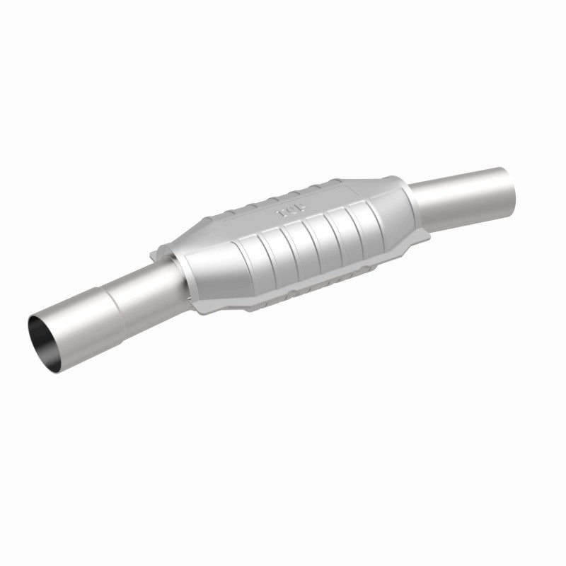 Magnaflow Conv DF GM 25inch x 7inch x 4inch 2.5/2.5inch Compatible with 1975-1986 Chevrolet C10/K10 and GMC C15/C1500