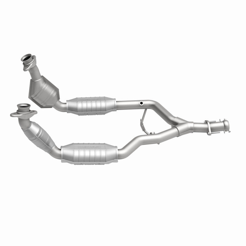 MagnaFlow Direct-Fit Catalytic Converter for 1996–1998 Ford Mustang 3.8L