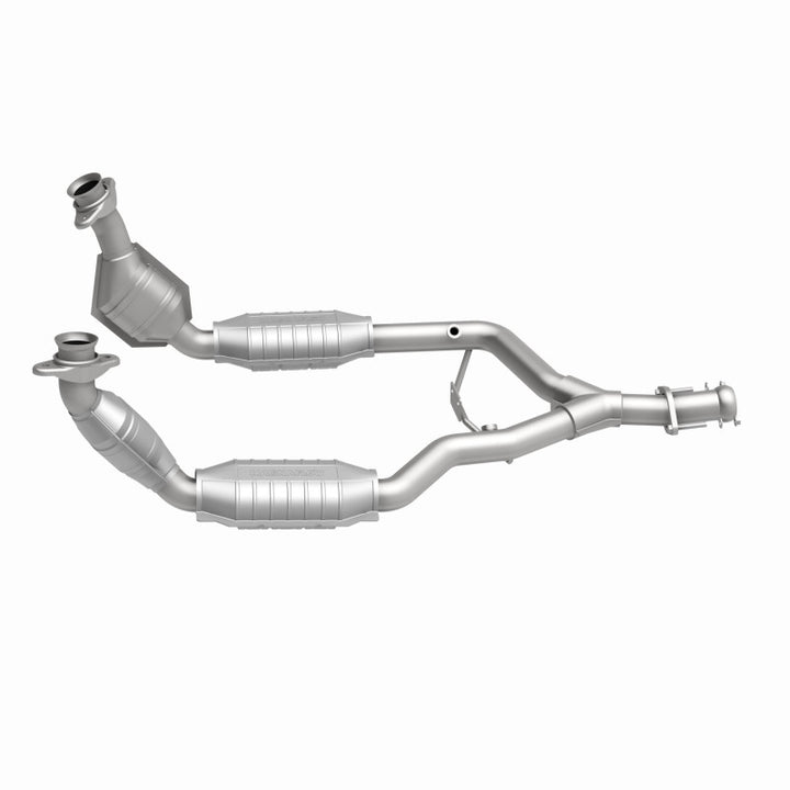 MagnaFlow Direct-Fit Catalytic Converter for 1996–1998 Ford Mustang 3.8L
