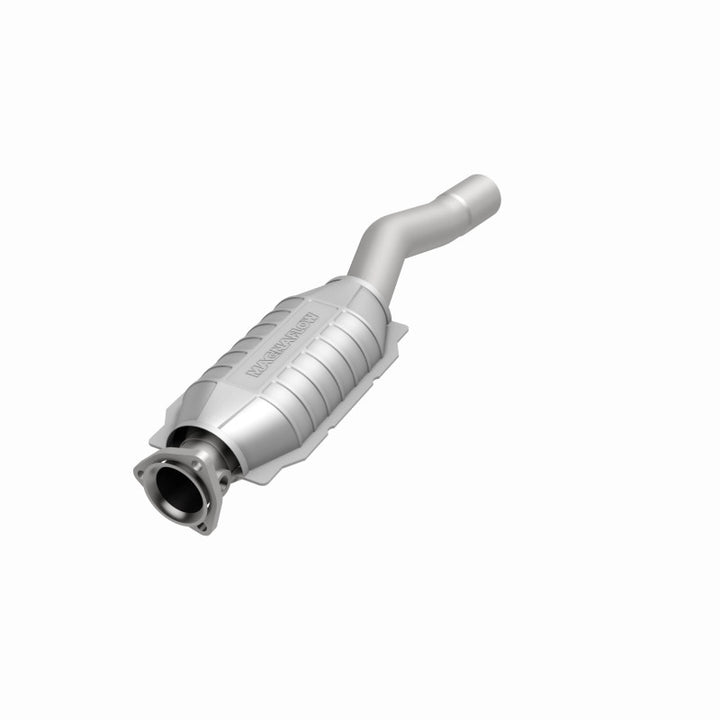 Magnaflow Conv Volvo 28.75X6.5X4 2.5/2.38 Direct-Fit Catalytic Converter for 1985-1995 Volvo 740 940 - OneFastShop