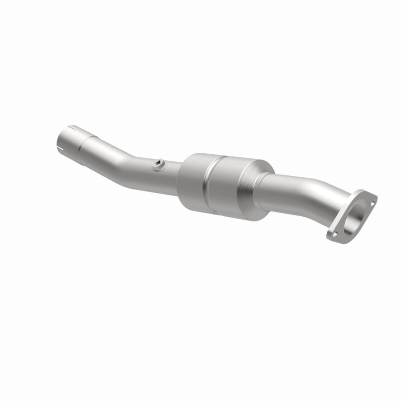 Magnaflow Direct-Fit Catalytic Converter Passenger Side Rear for 2001-2006 Chevy/GMC Silverado/Sierra 2500 HD