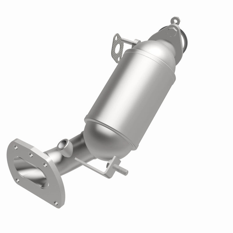 Magnaflow OEM Grade Federal/EPA Compliant Catalytic Converter for Lexus RX 350h V6-3.5