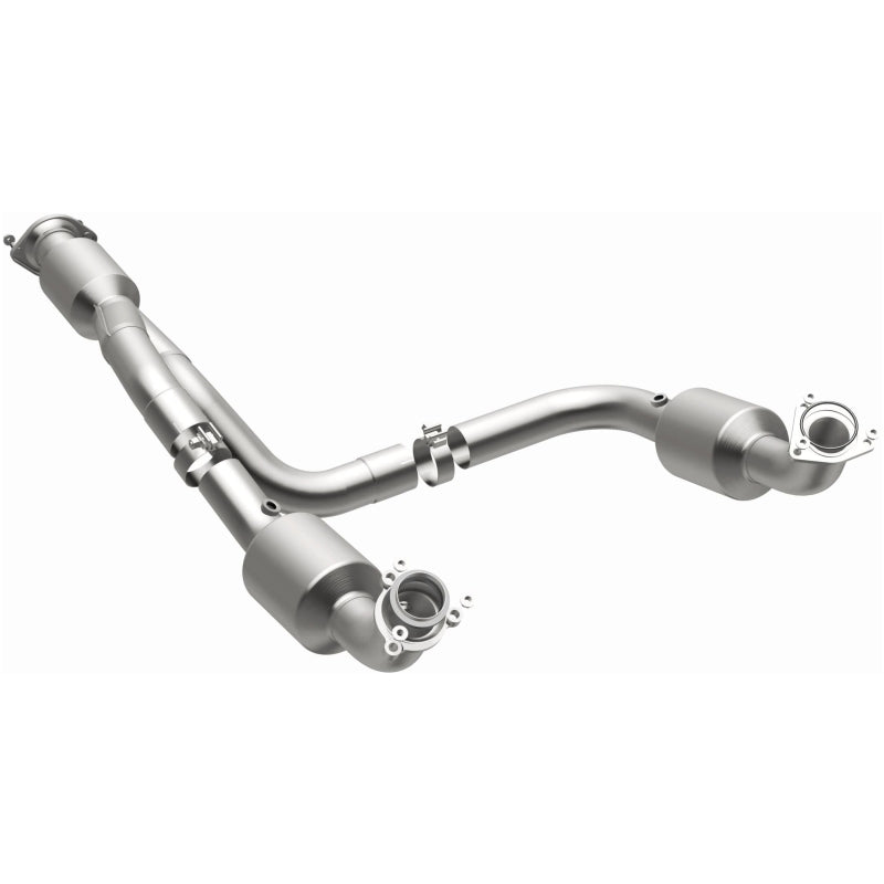 Magnaflow 12-20 Chevrolet Express 4500 6.0L Direct Fit Catalytic Converter
