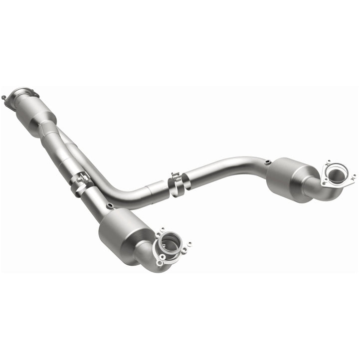 Magnaflow 12-20 Chevrolet Express 4500 6.0L Direct Fit Catalytic Converter