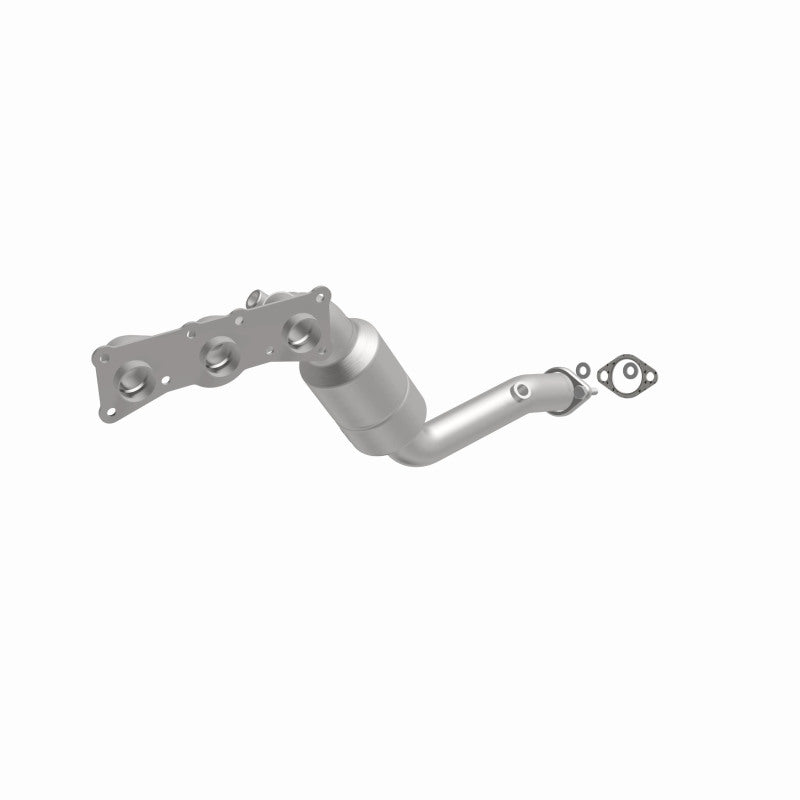 Magnaflow Direct-Fit Catalytic Converter for 2008-2010 BMW 528i/528i xDrive 3.0L Underbody - OneFastShop