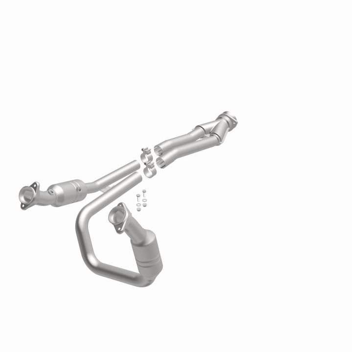Magnaflow Direct Fit Catalytic Converter for 15-17 Ford Transit-150 3.7L