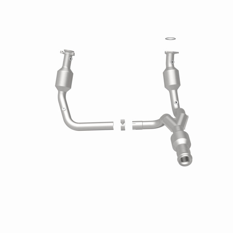 MagnaFlow Direct-Fit Catalytic Converter for 2015 GMC Yukon XL V8 6.2L