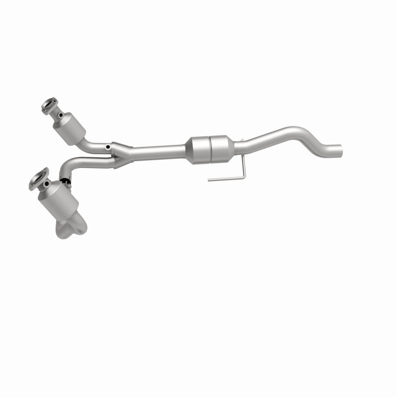 MagnaFlow Direct-Fit Catalytic Converter for 2000–2003 Dodge Durango 4.7L