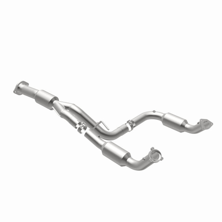Magnaflow Direct Fit Catalytic Converter for 12-17 Chevrolet Express 3500 6.0L - OneFastShop