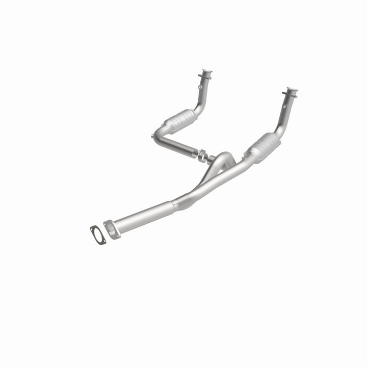 Magnaflow Direct-Fit Catalytic Converter for 2000-2002 Chevrolet/GMC Express/Savana 1500/2500 5.7L OBDII to 8500 GVW - OneFastShop