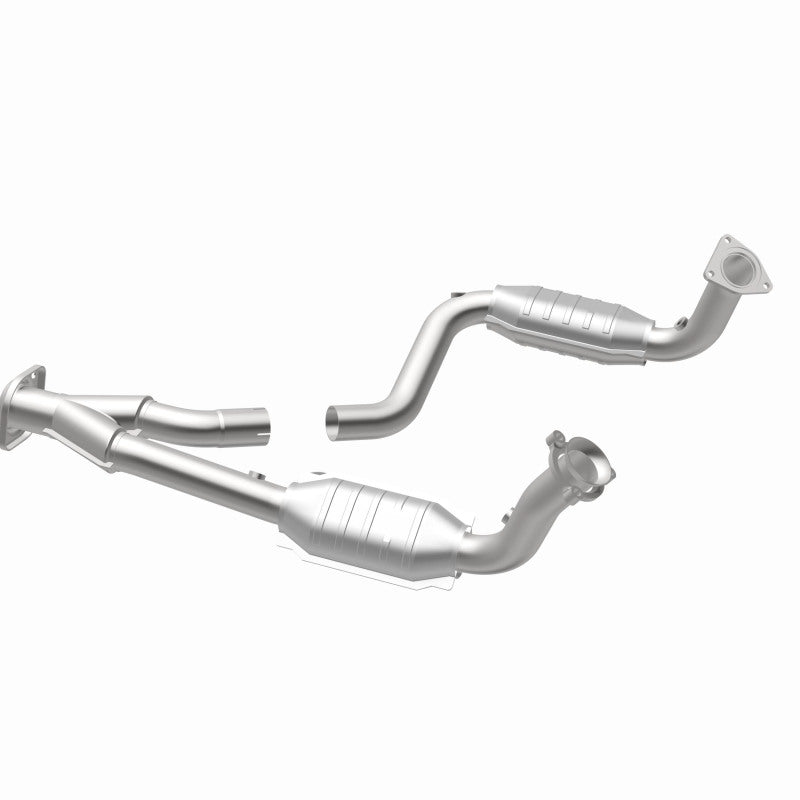 MagnaFlow Direct-Fit Catalytic Converter 49580 for 03-06 Chevy SSR 5.3/6.0 OEM - OneFastShop