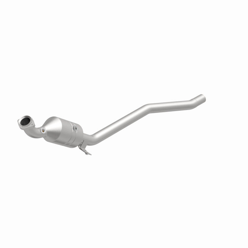 Magnaflow Direct-Fit Catalytic Converter 2006-2011 R350 3.5L Underbody - OneFastShop