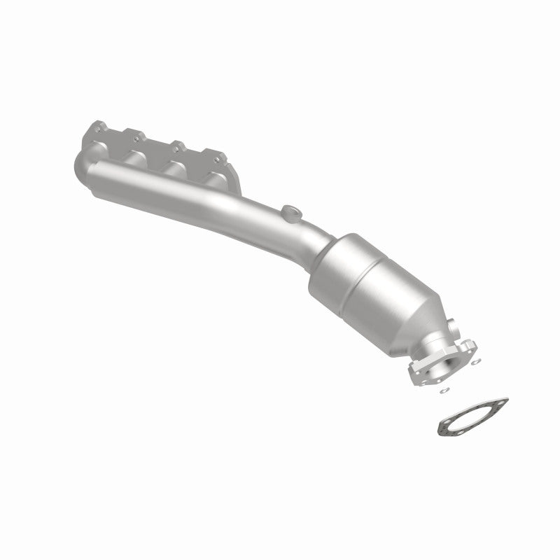 Magnaflow Direct-Fit Catalytic Converter 02-04 VW Passat 4.0L - OneFastShop