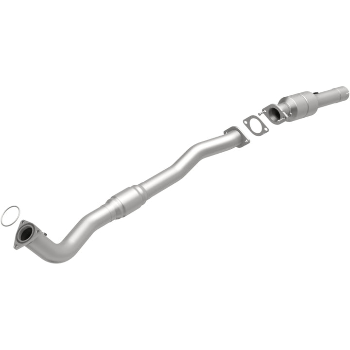 Magnaflow Catalytic Converter DF 01-02 2500HD 8.1L Passenger Side Compatible with 2002 Chevrolet Silverado 2500 HD and GMC Sierra 2500 HD - OneFastShop