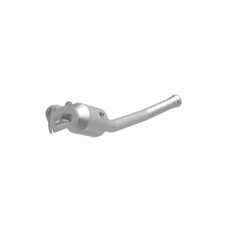 Magnaflow Direct Fit Converter for 13-17 Jeep Grand Cherokee 3.6L