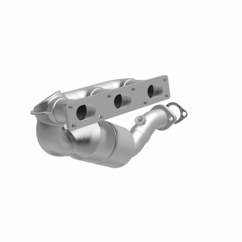 Magnaflow Direct-Fit Catalytic Converter BMW 528i 99-00 Rear - OneFastShop