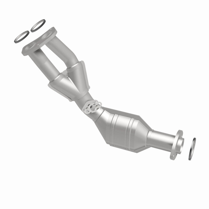Magnaflow Direct-Fit Catalytic Converter for 2000-2004 Toyota Tacoma 2.7L - OneFastShop