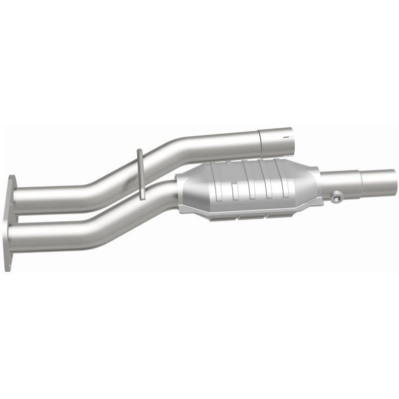 Magnaflow Direct-Fit Catalytic Converter for 1996-2000 GM 5.7L Truck - OneFastShop