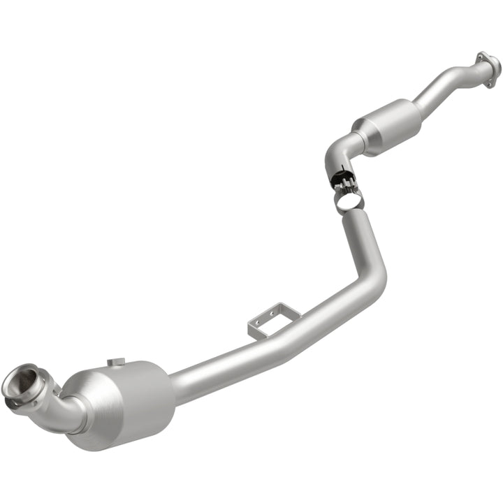Magnaflow Conv Direct Fit OEM Catalytic Converter 2007 Mercedes-Benz E350 Underbody 67.5in Length - OneFastShop