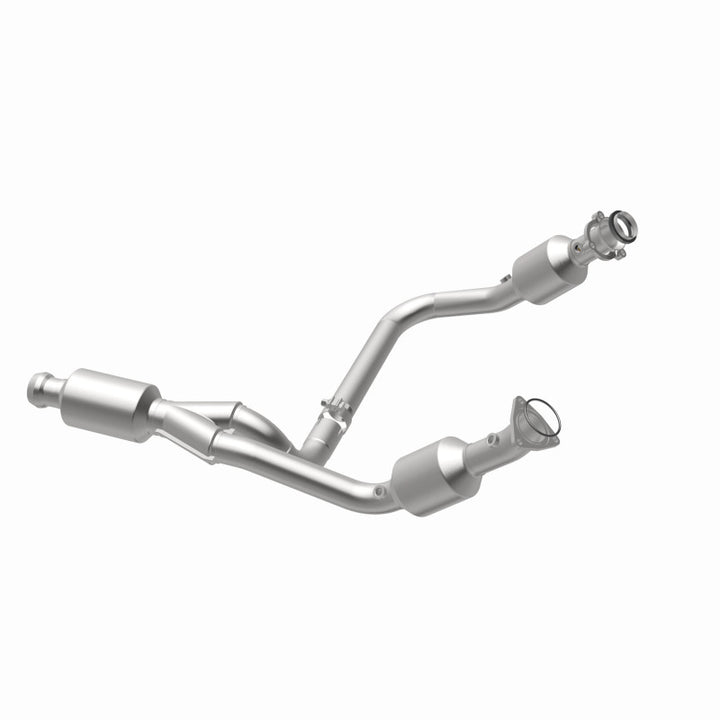 Magnaflow Underbody Direct-Fit Catalytic Converter for Chevrolet Silverado 1500 14-15