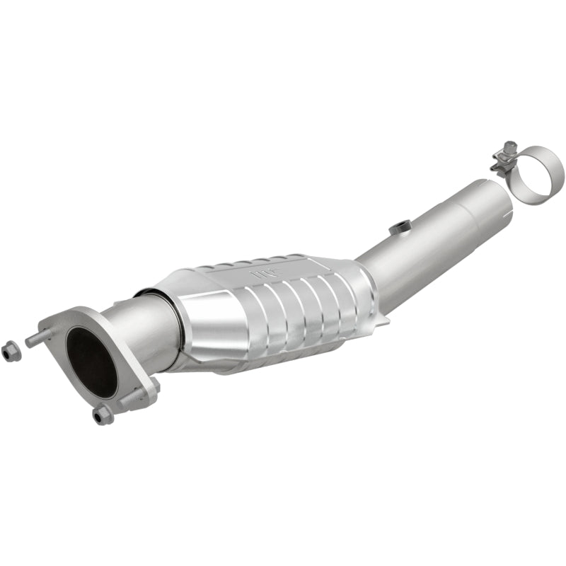 Magnaflow Catalytic Converter DF 6L Passenger Side for GM 2500 01-02 - OneFastShop
