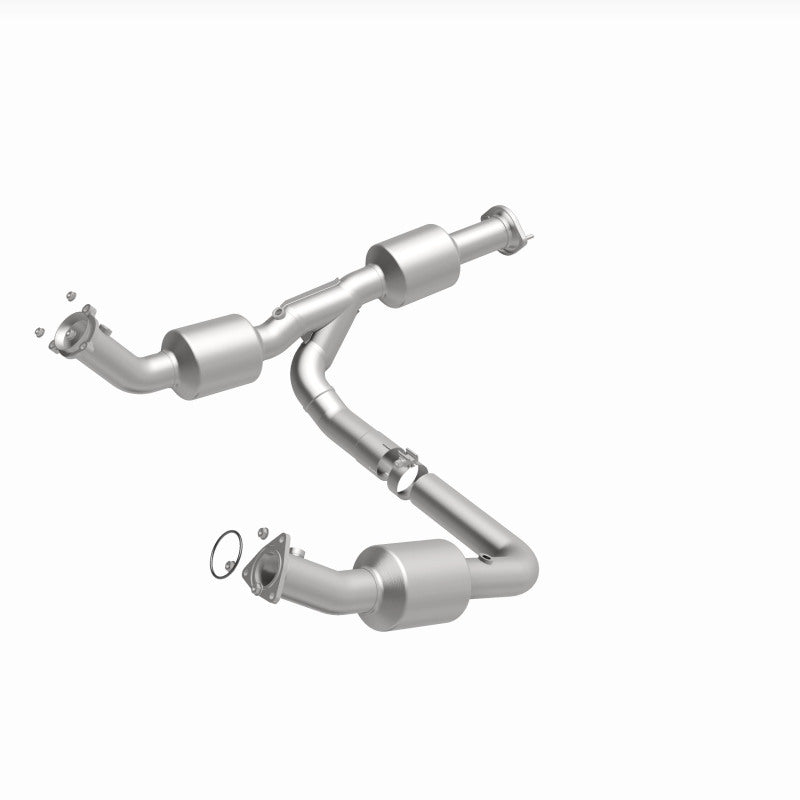 Magnaflow 2018–2020 Chevrolet Express 2500 Single Direct Fit Catalytic Converter