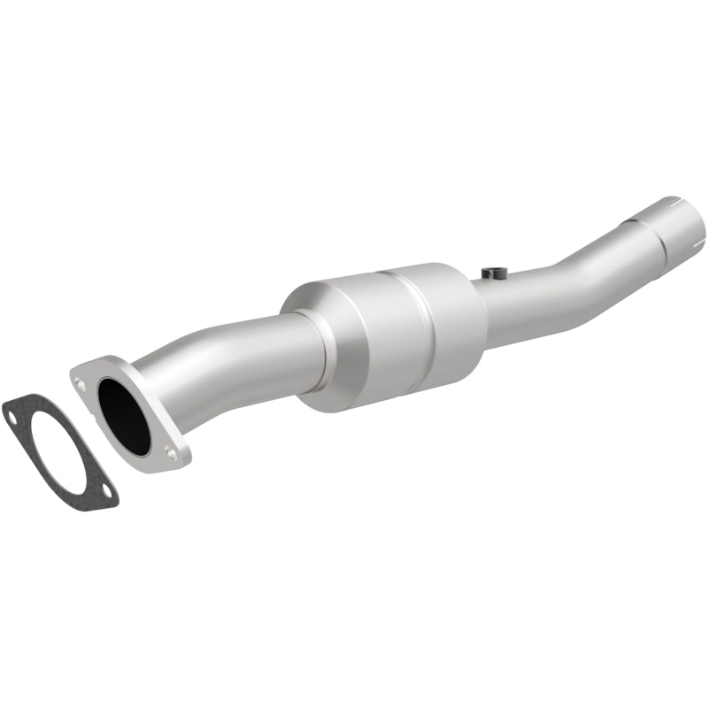 Magnaflow Direct-Fit Catalytic Converter Passenger Side Rear for 2001-2006 Chevy/GMC Silverado/Sierra 2500 HD