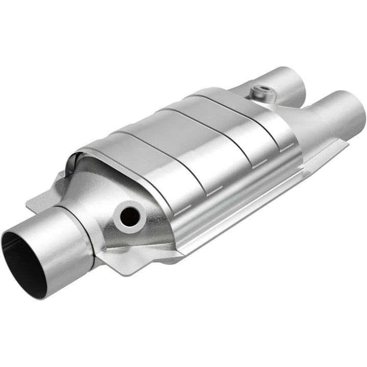 Magnaflow Conv Universal 2.5/2 Single/Dual O2 OEM for Dodge B1500 B2500 Ram 1500 2500 3500 1996-2003