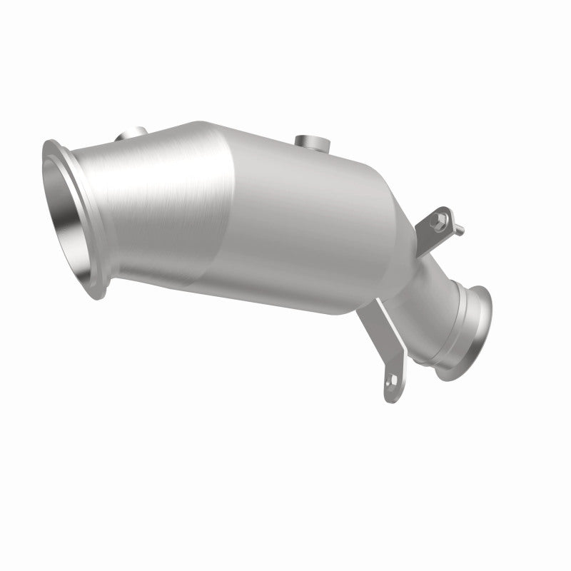 Magnaflow Direct Fit EPA Compliant Catalytic Converter for 2014-2016 BMW 335i GT xDrive 3.0L
