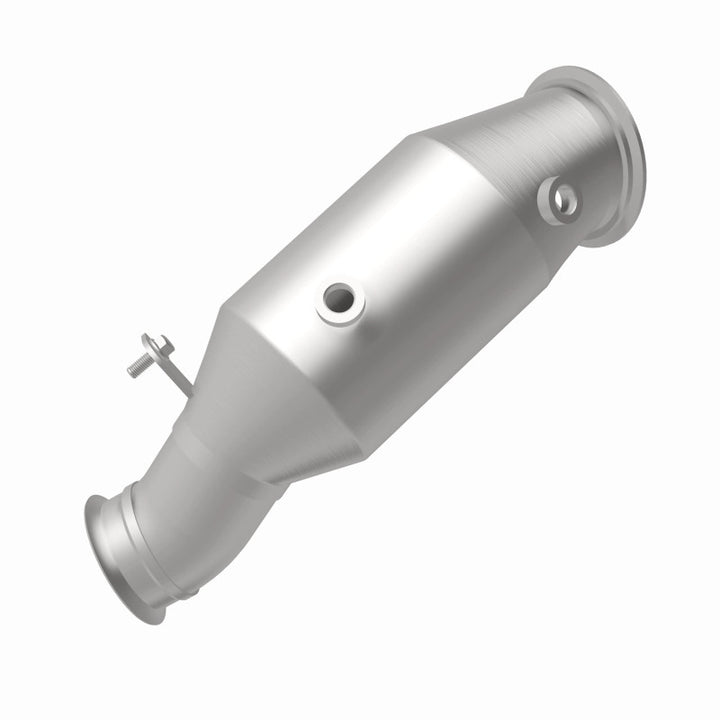 Magnaflow Direct Fit EPA Compliant Catalytic Converter for 2014-2016 BMW 335i GT xDrive 3.0L - OneFastShop