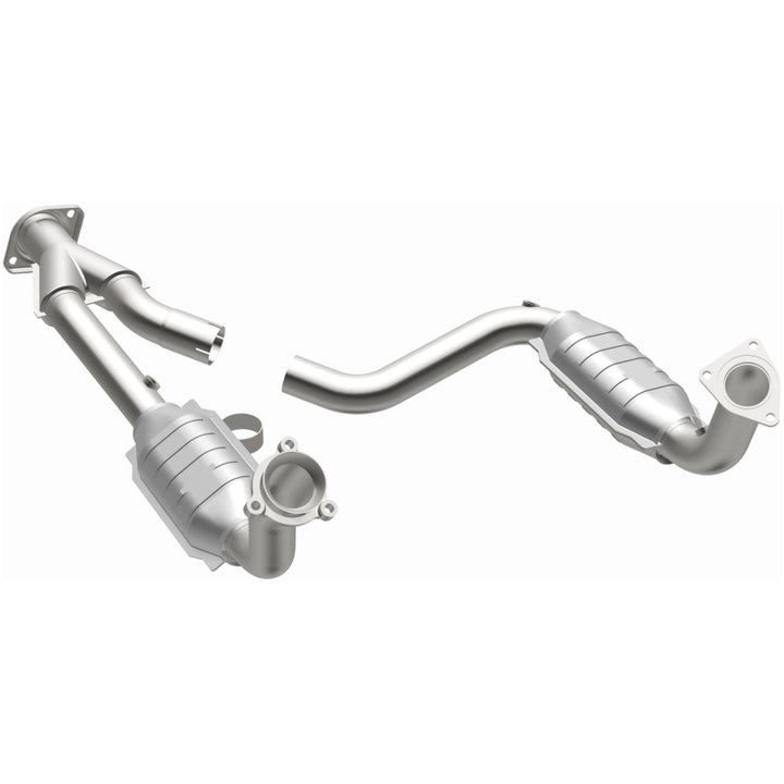 MagnaFlow Direct-Fit Catalytic Converter 49580 for 03-06 Chevy SSR 5.3/6.0 OEM - OneFastShop