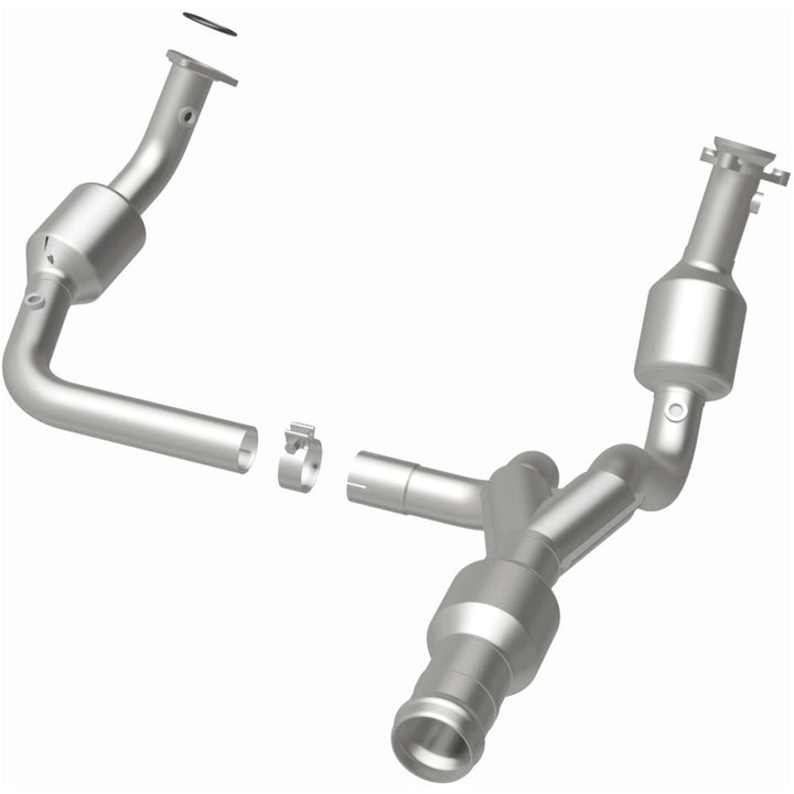Magnaflow Underbody Direct Fit Converter 11-14 Escalade 6.2