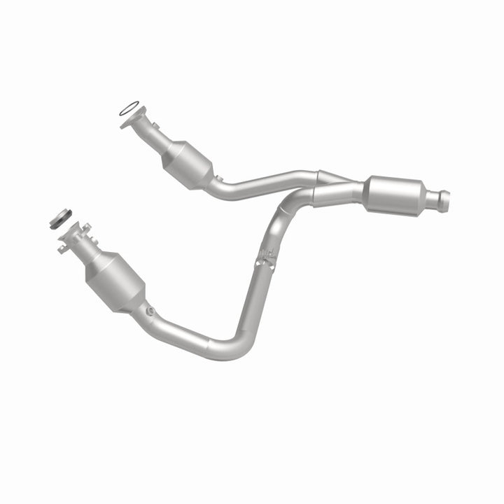 Magnaflow Underbody Direct-Fit Catalytic Converter for Chevrolet Silverado 1500 14-15