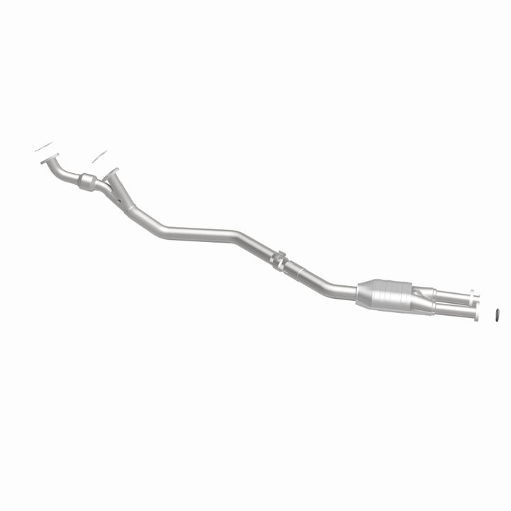 Magnaflow Conv Direct-Fit Catalytic Converter 69.75X6.5X4 1.75/1.75 Fits 1981-1984 BMW 633CSi 1983-1984 BMW 533i - OneFastShop