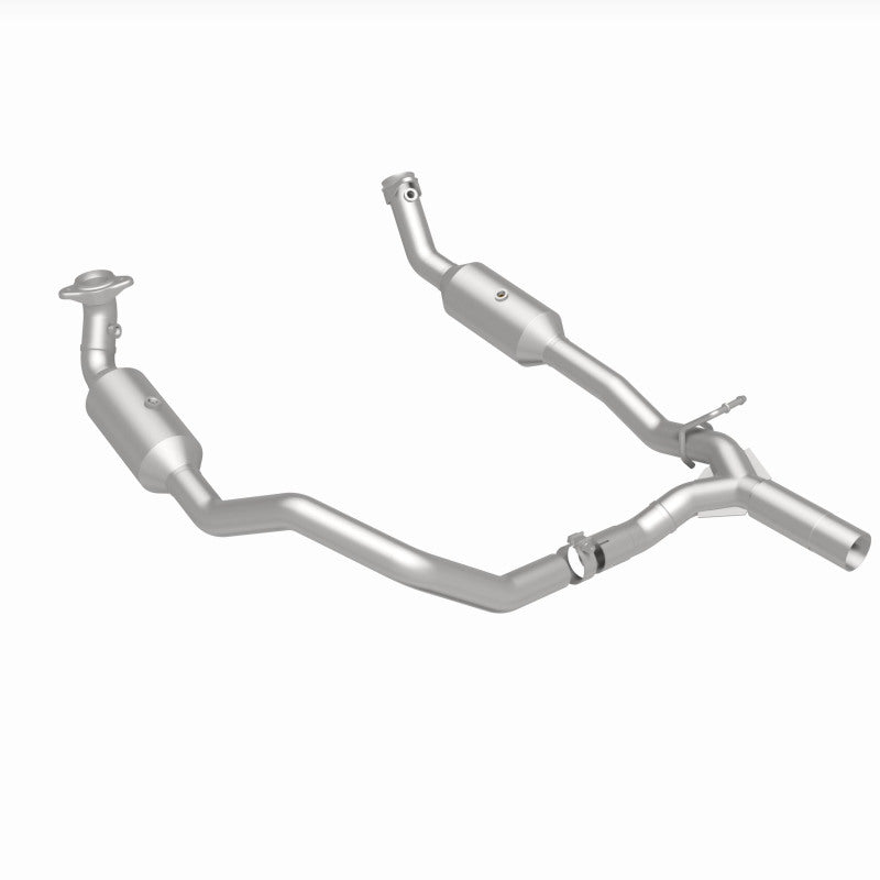 Magnaflow Direct Fit Catalytic Converter 280014 for 17-18 Ford E-350 6.8L - OneFastShop